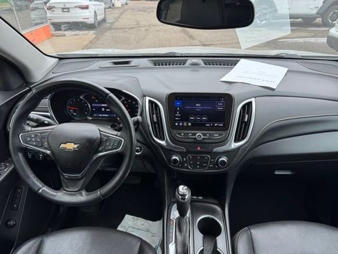 Used 2020 Chevrolet Equinox Premier w/ Premier Redline Edition image 17