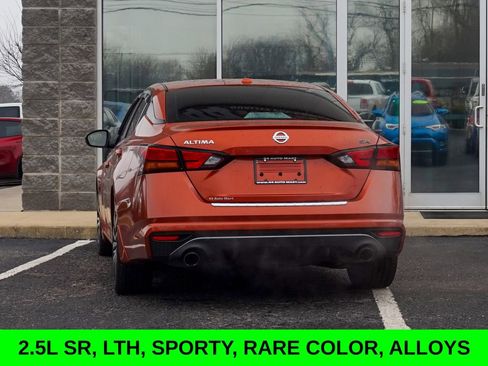 Used 2021 Nissan Altima 2.5 SR w/ SR Premium Package image 4