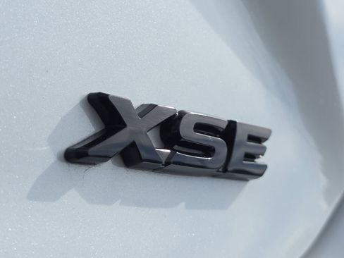 Used 2025 Toyota Camry XSE w/ Premium Plus Package AWD/4WD image 31