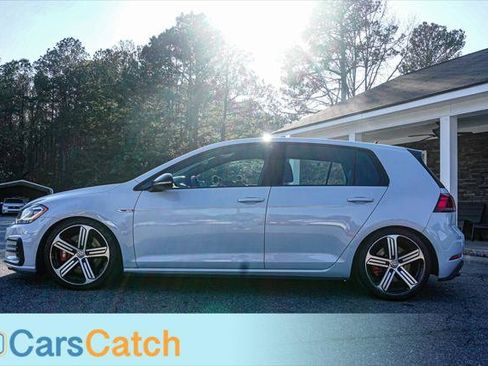Used 2021 Volkswagen GTI SE image 8