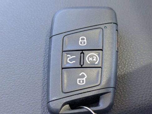 New 2026 Volkswagen Jetta SE FWD image 31