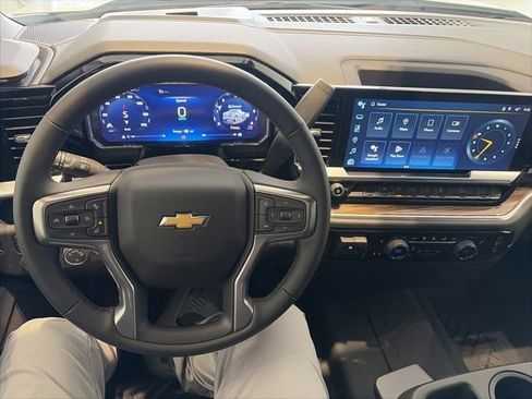 New 2026 Chevrolet Silverado 1500 LT AWD/4WD image 14
