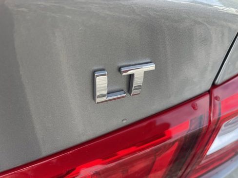 Used 2024 Chevrolet Malibu LT image 37