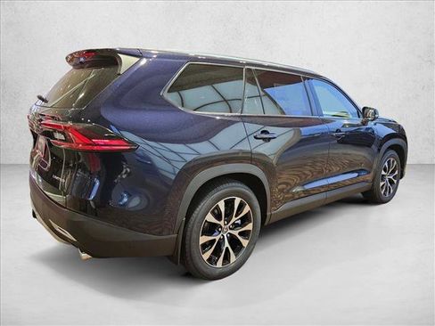 New 2026 Toyota Grand Highlander AWD Hybrid image 2