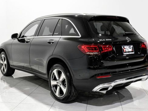 Used 2022 Mercedes-Benz GLC 300 image 8