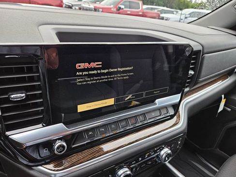 New 2026 GMC Sierra 1500 Elevation w/ Preferred Package AWD/4WD image 25