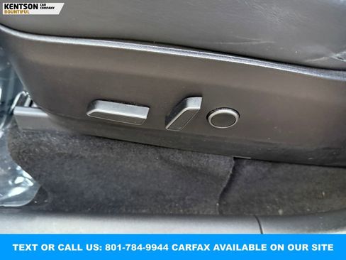 Used 2022 Tesla Model Y Long Range image 25