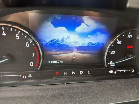 Used 2023 Ford Explorer XLT w/ Equipment Group 202A image 5