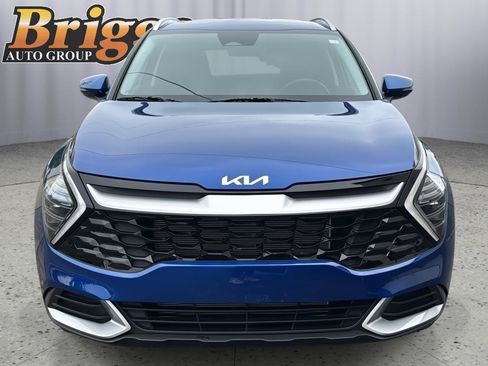 Used 2025 Kia Sportage EX AWD/4WD image 9