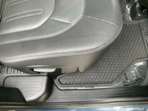 Used 2022 Land Rover Defender 110 X-Dynamic HSE image 55