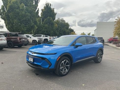 New 2026 Chevrolet Equinox EV LT image 8
