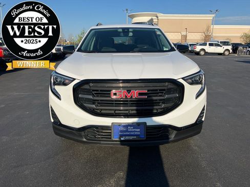 Used 2021 GMC Terrain SLE w/ Elevation Edition image 1