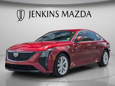 Used 2025 Cadillac CT5 Premium Luxury RWD image 4