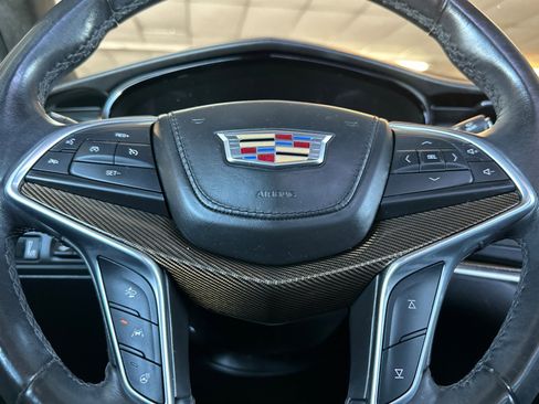 Used 2018 Cadillac XT5 Platinum w/ Driver Assist Package AWD/4WD image 24