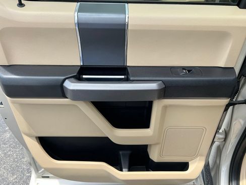 Used 2018 Ford F150 XLT w/ Equipment Group 302A Luxury AWD/4WD image 22