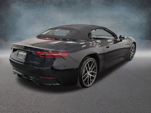 Used 2024 Maserati GranCabrio Folgore AWD/4WD image 5