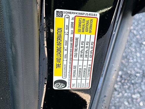 Used 2023 Chevrolet Traverse LS w/ Safety Package FWD image 31