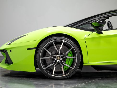 Used 2015 Lamborghini Aventador LP 700-4 image 29