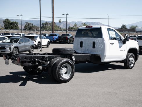 New 2026 Chevrolet Silverado 3500 W/T w/ WT Convenience Package image 4