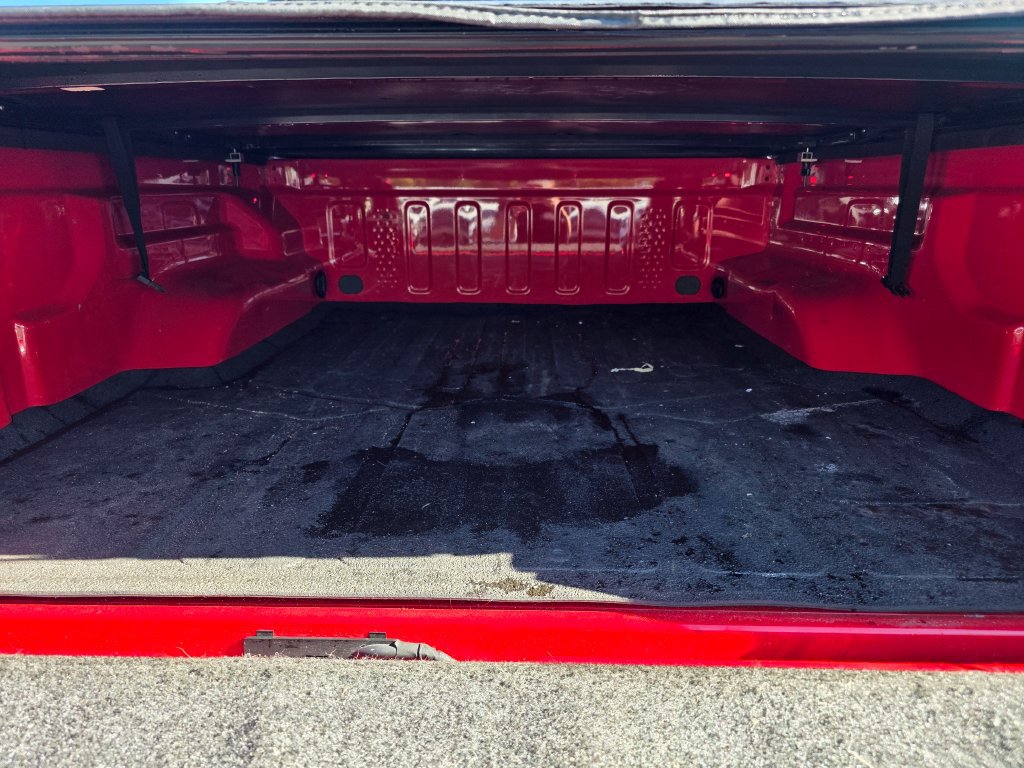 Used 2021 Jeep Gladiator Sport AWD/4WD image 14
