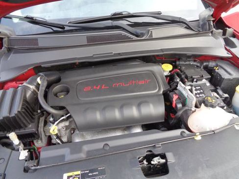 Used 2018 Jeep Compass Latitude w/ Popular Equipment Group image 37