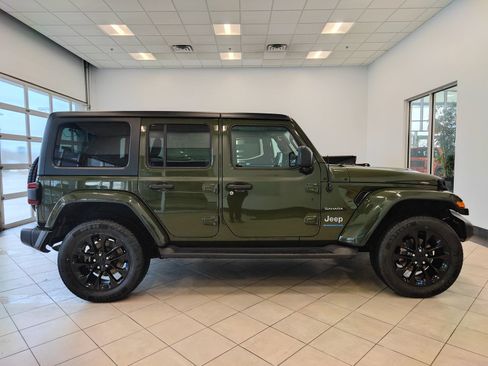 Used 2023 Jeep Wrangler Unlimited Sahara w/ Cold Weather Group image 2