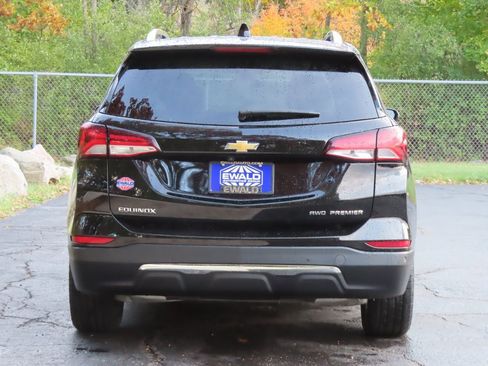 Used 2023 Chevrolet Equinox Premier image 16