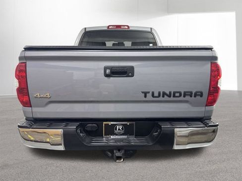 Used 2019 Toyota Tundra SR5 w/ SR5 Upgrade Package AWD/4WD image 32