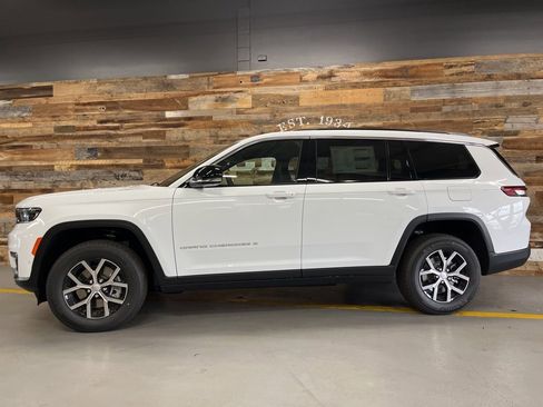 New 2025 Jeep Grand Cherokee L Limited w/ Luxury Tech Group II image 54