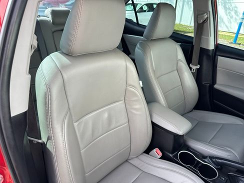 Used 2018 Toyota Corolla LE image 43