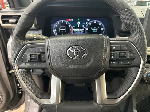 New 2026 Toyota Tacoma TRD Off-Road AWD/4WD image 19