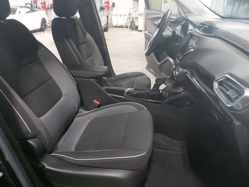 Used 2023 Chevrolet TrailBlazer LT w/ Convenience Package AWD/4WD image 10