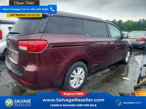 Used 2017 Kia Sedona LX w/ LX Essentials Premium Package FWD image 4