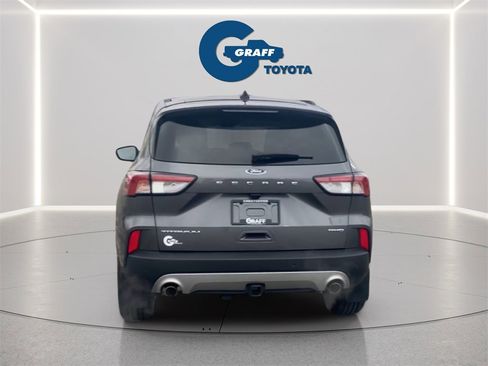 Used 2022 Ford Escape Titanium w/ Class II Trailer Tow Package image 16