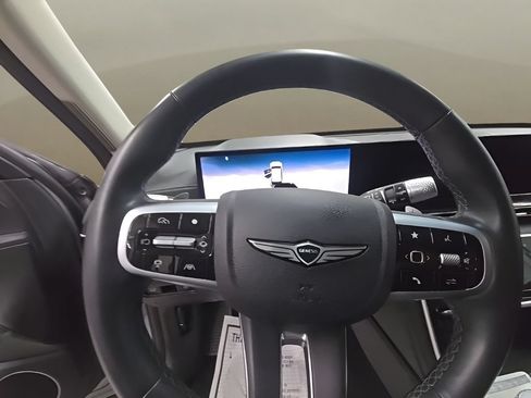 Used 2025 Genesis GV80 2.5T Standard AWD/4WD image 30
