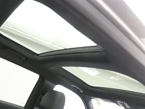 New 2026 Mercedes-Benz GLB 250 GLB 250 image 15