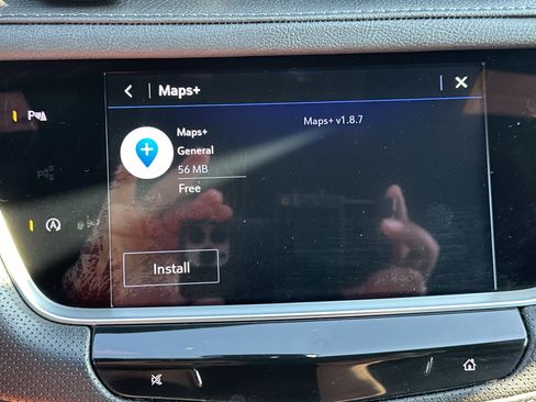 Used 2024 Cadillac XT6 Luxury w/ LPO, Floor Liner Package AWD/4WD image 31