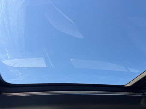 Used 2025 Chevrolet Equinox LT image 19