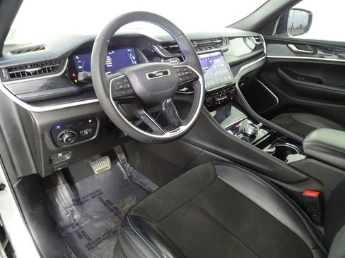 Used 2022 Jeep Grand Cherokee Trailhawk image 25