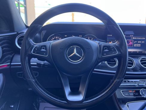 Used 2017 Mercedes-Benz E 300 image 25