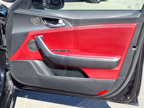Used 2018 Kia Stinger GT2 image 12