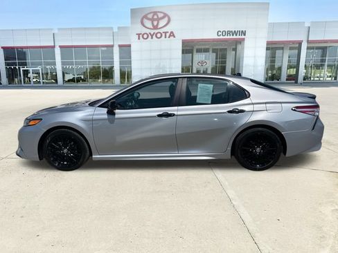 Used 2020 Toyota Camry SE w/ Protection Package (Q2) FWD image 2