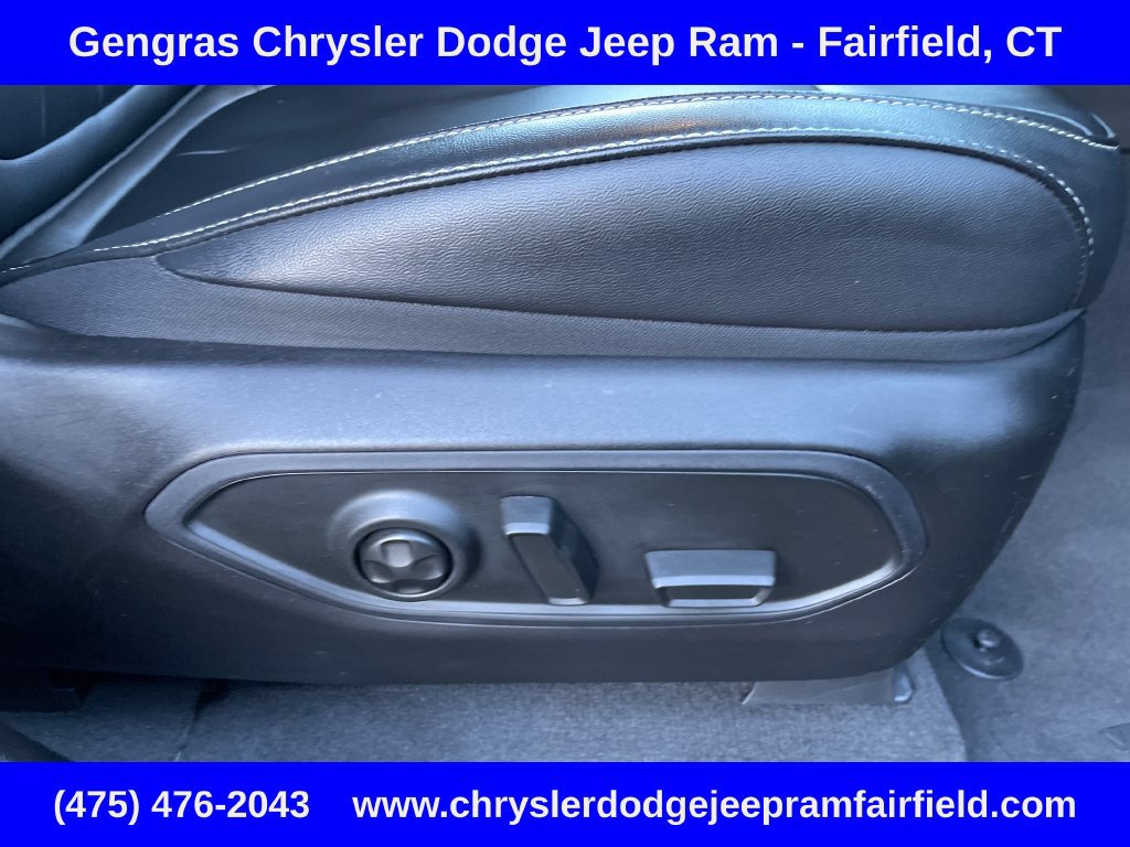 Used 2023 Jeep Grand Cherokee L Limited AWD/4WD image 21