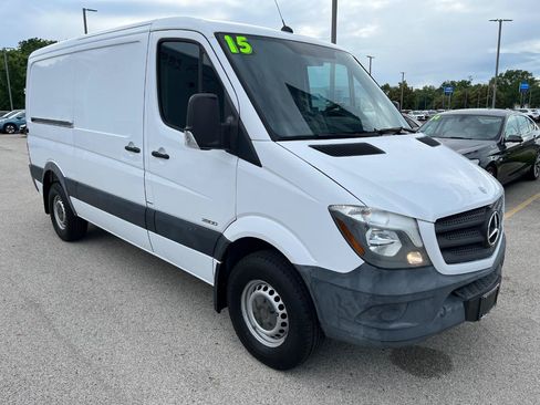 Used 2015 Mercedes-Benz Sprinter 2500 image 7