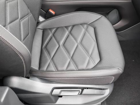 New 2026 Volkswagen Atlas Cross Sport SE AWD/4WD image 47