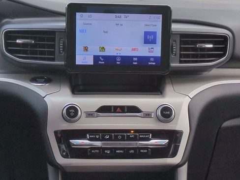 Used 2023 Ford Explorer XLT w/ Equipment Group 202A image 18