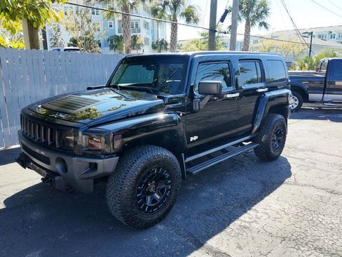 Used 2008 HUMMER H3 Alpha image 4