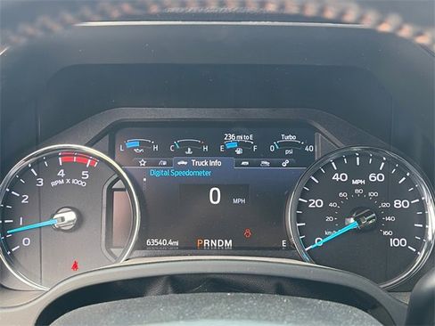 Used 2020 Ford F250 Platinum w/ FX4 Off-Road Package image 25