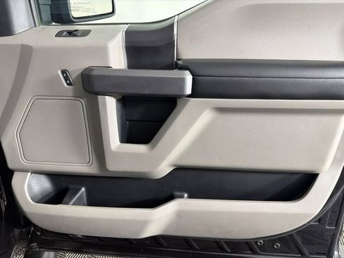 Used 2020 Ford F150 XLT AWD/4WD image 38