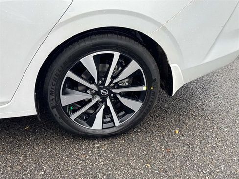 New 2025 Nissan Sentra SV w/ SV Premium Package image 11